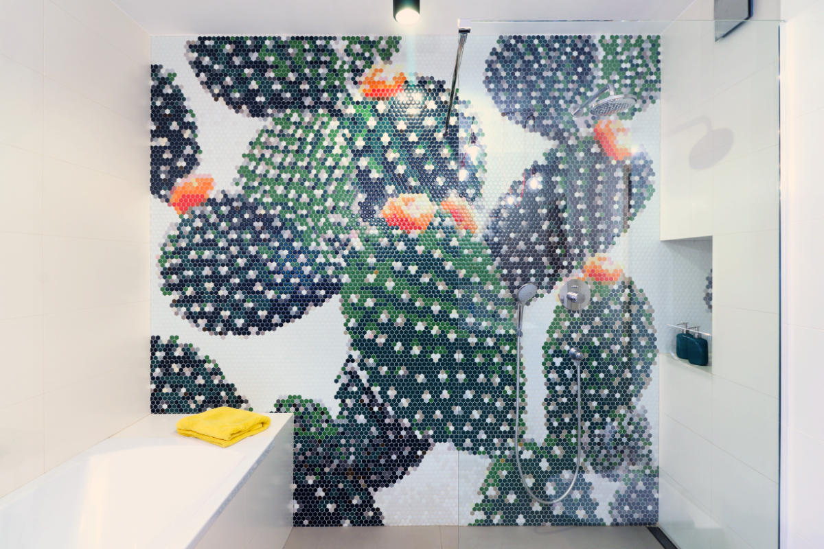 Glass Mosaic in the shower - Trufle Mozaiki - Kaktusy