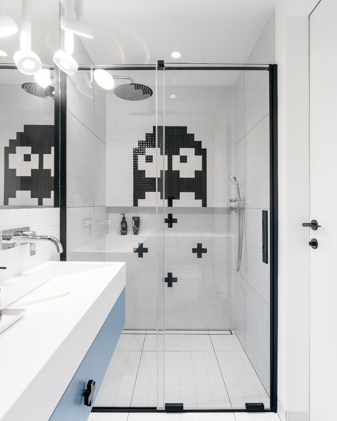Bathroom mosaic - pixelart - pixel art - gaming - prysznic - mozaika - Trufle Mozaiki -